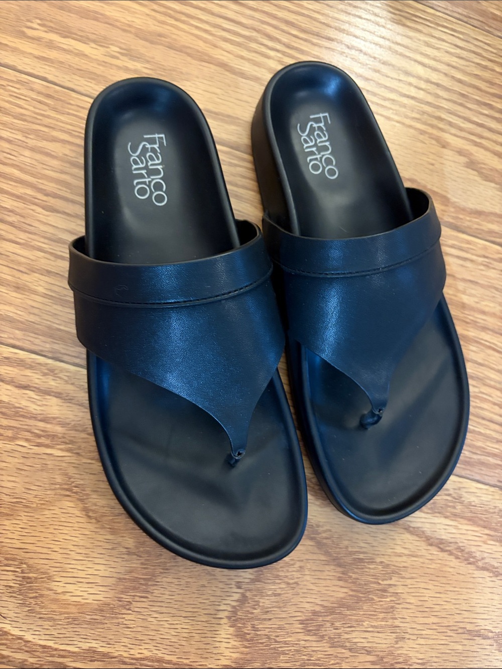 Franco Sarto Black Leather Women's Thong Sandals